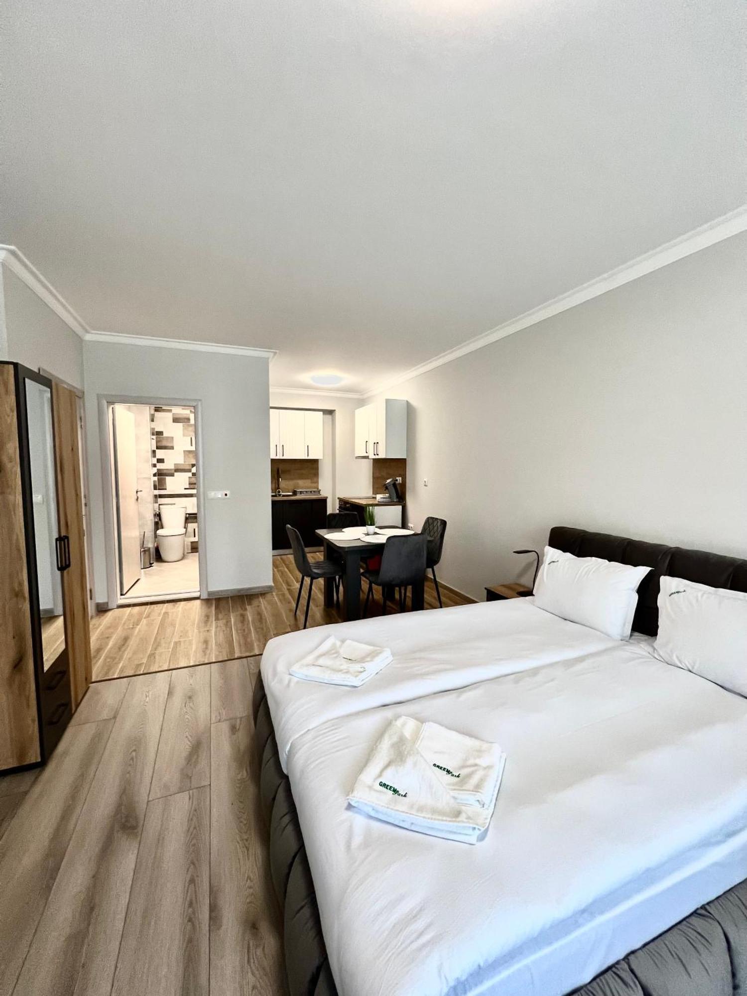 Green Park Apartments And Rooms For Guests Asenowgrad Zewnętrze zdjęcie