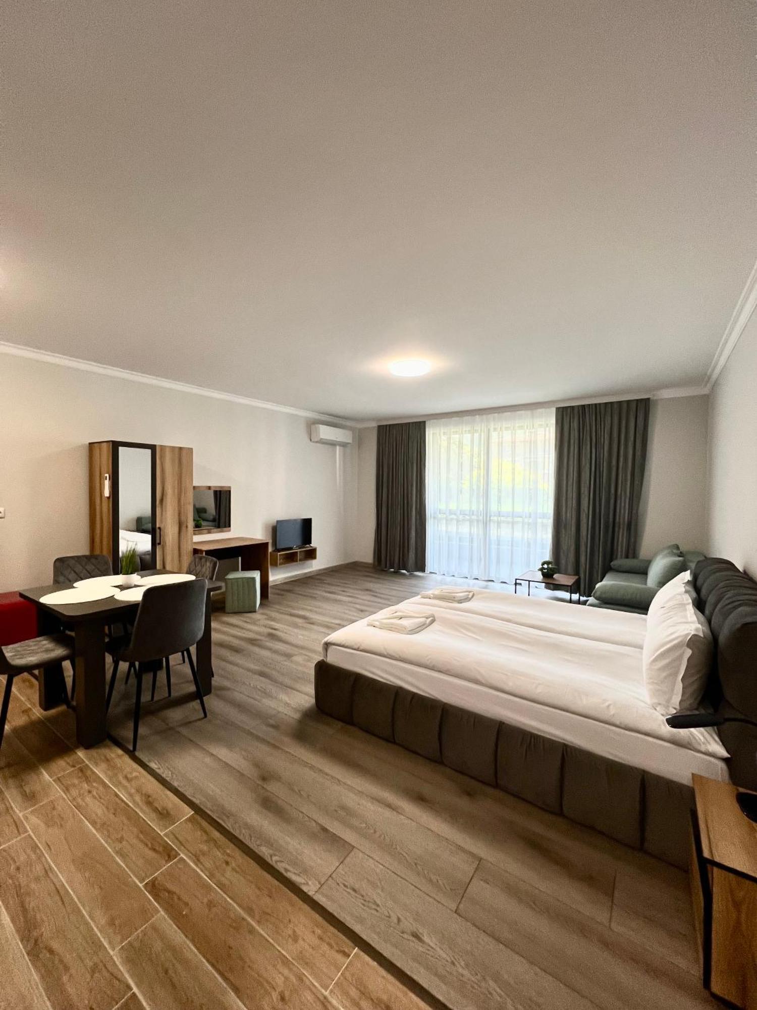 Green Park Apartments And Rooms For Guests Asenowgrad Zewnętrze zdjęcie